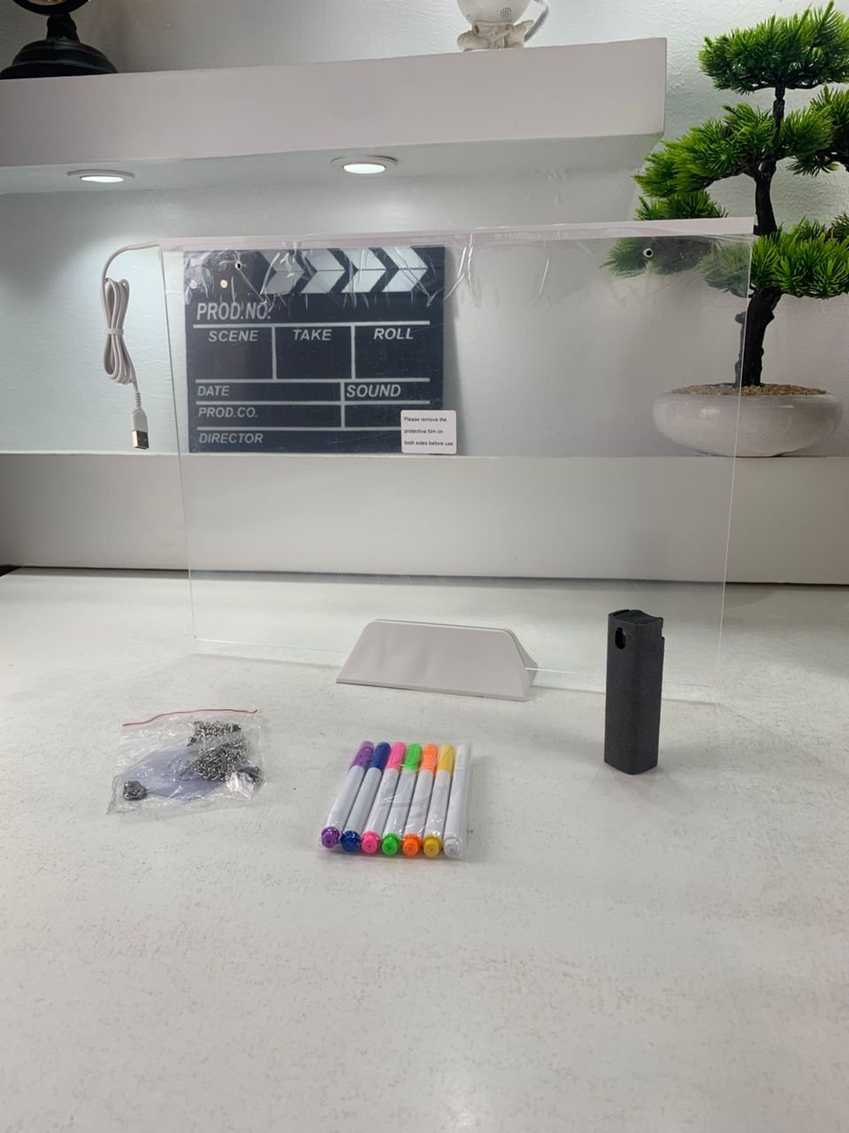 Tableau à Dessin LED coloré avec 7 stylos 40x30cm – لوحة مضيئة للرسم والتلوين - الصورة 3