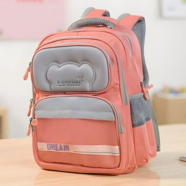 حقيبة ظهر مدرسية من