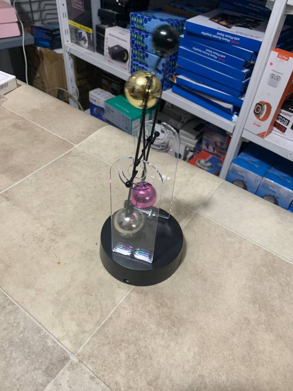 Boule d'équilibre de bureau à mouvement perpétuel,décor anti-stress - الصورة 4