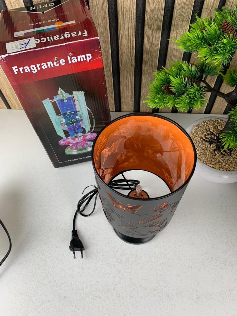 Lampe de Table Décorative Design Élégant Idéal pour Chambre de Nuit GM2 – مصباح غرفة النوم - الصورة 2