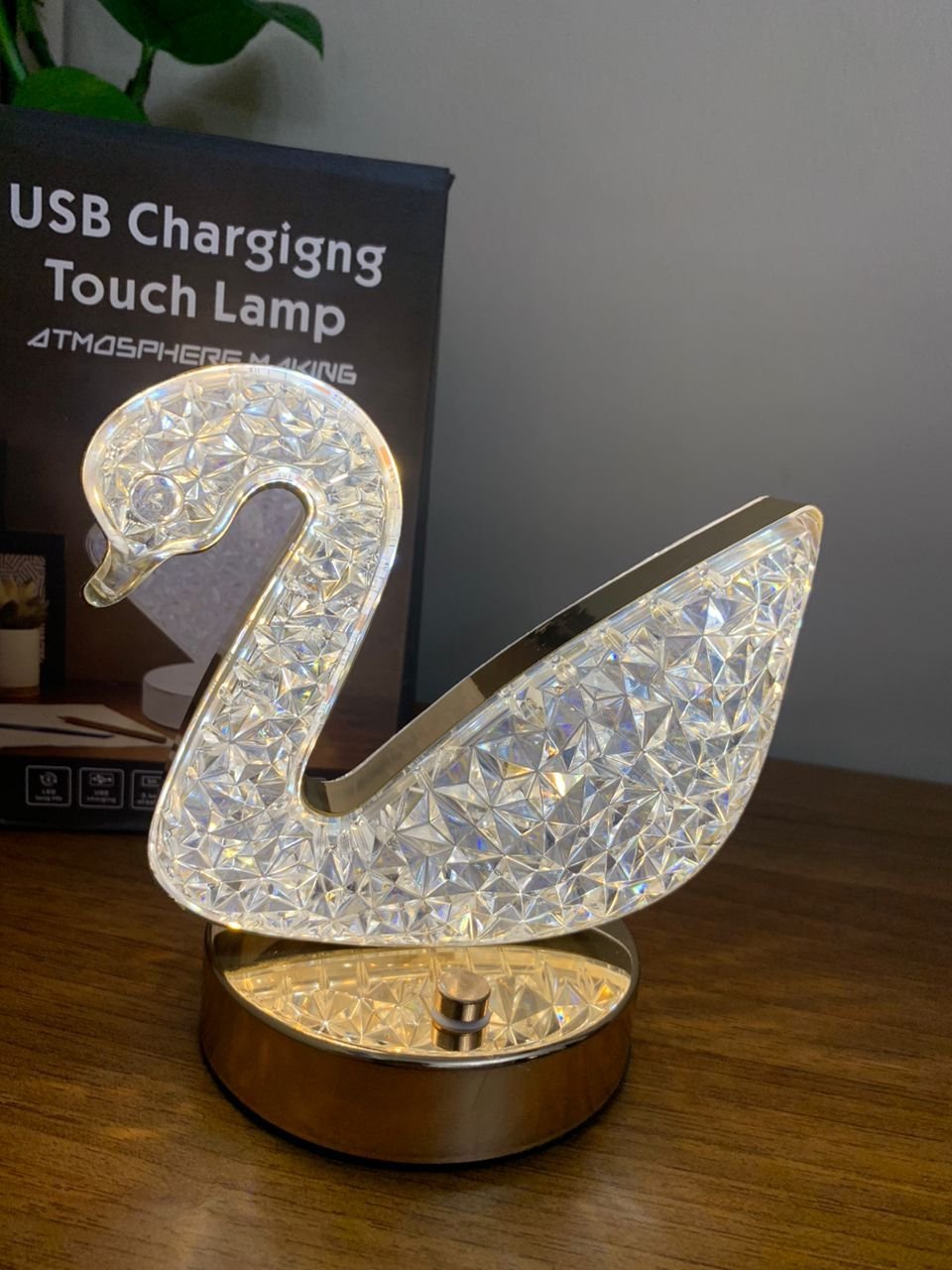 Lampe de Table et Veilleuse à Intensité Variable en Crystal - الصورة 2