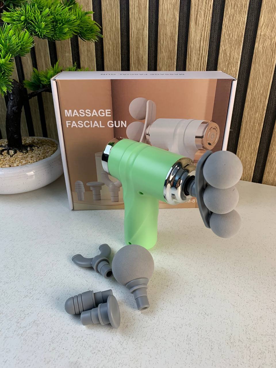 ⁦Pistolet de massage pour soulager la douleur 6 vitesses 5 têtes LM-810T - جهاز تدليك بعدة رِؤوس⁩ - الصورة ⁦10⁩
