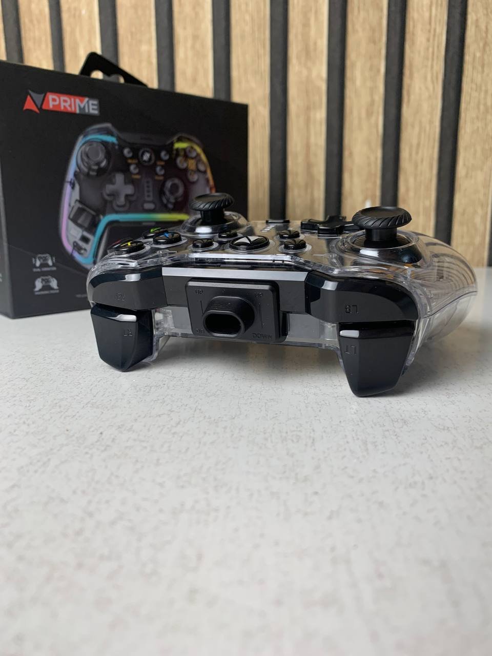 ⁦Manette de Jeu Filaire avec Éclairage Néon RGB PG-003 - يد تحكم بأضواء ملونة⁩ - الصورة ⁦9⁩