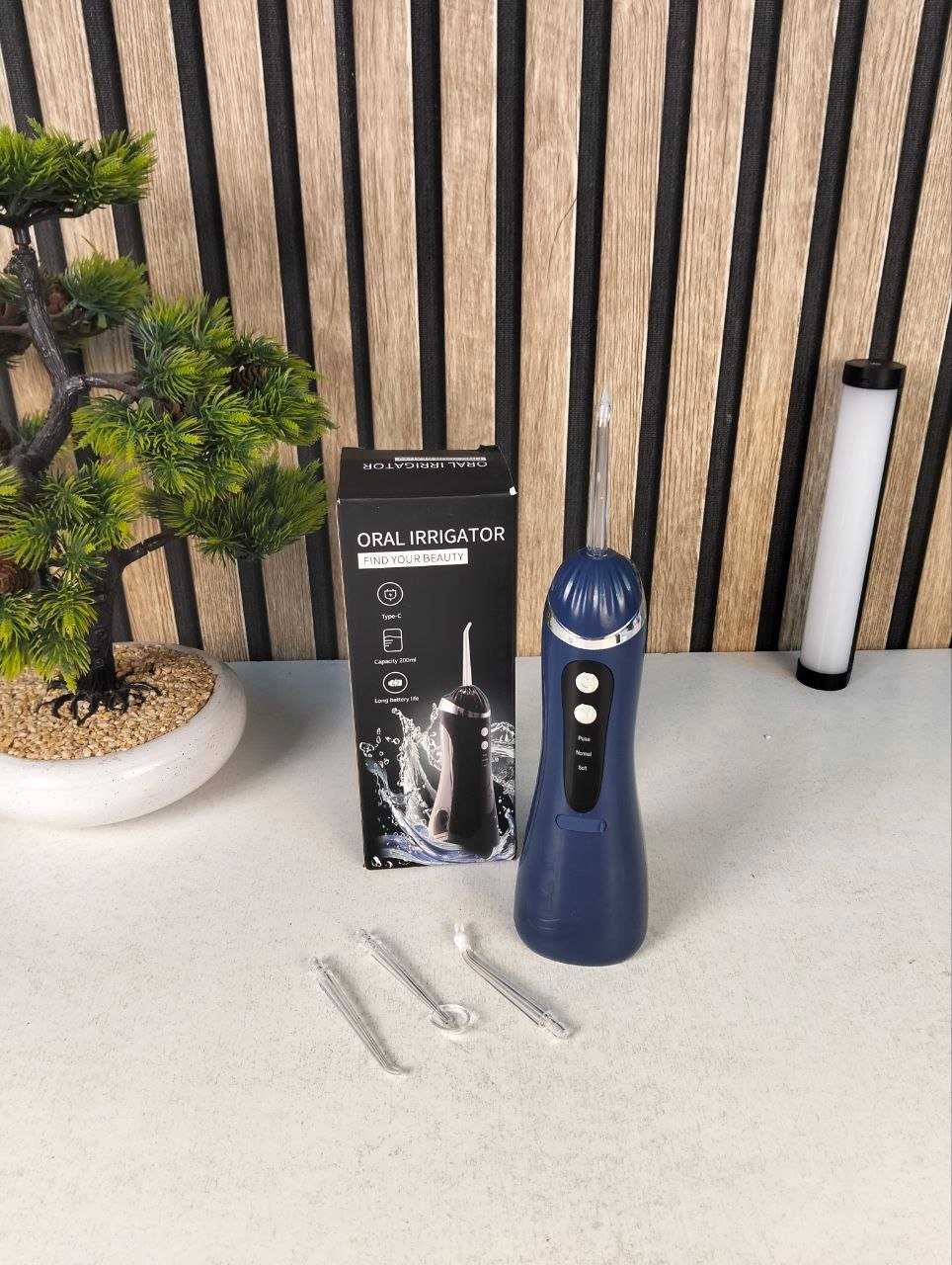⁦Hydropulseur Dentaire Sans Fil Jet Dentaire Portable à 3 Modes et 4 Buses - جهاز تنظيف الأسنان واللثة المائي⁩ - الصورة ⁦2⁩