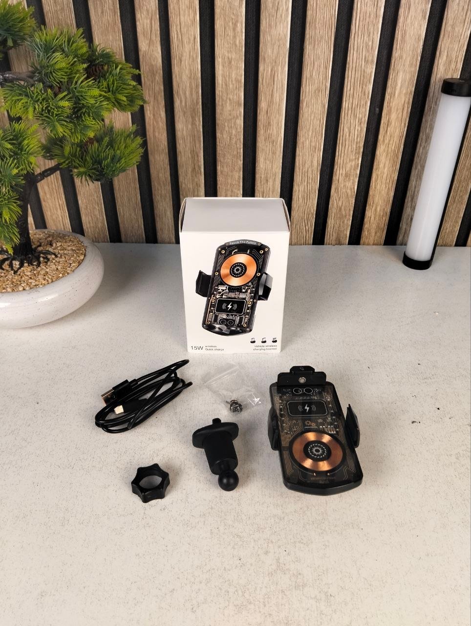 ⁦Support Auto Chargeur Sans Fil Qi 15W avec Capteur Intelligent - شاحن وحامل الهاتف اللاسلكي الذكي للسيارات⁩ - الصورة ⁦2⁩