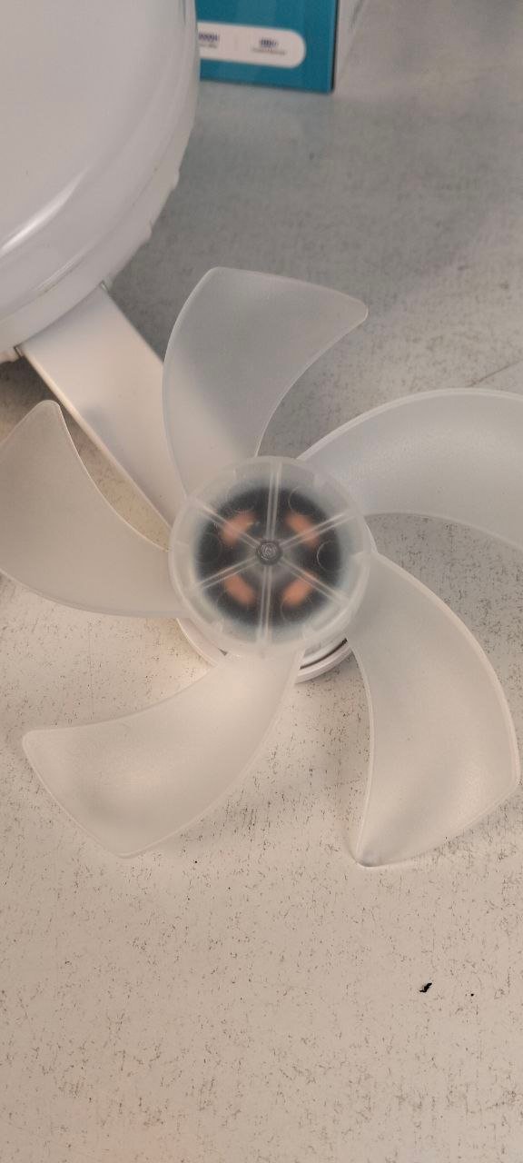 ⁦Ventilateur de Plafond LED Drone F4 avec Télécommande et Variateur - مروحة سقف ومصباح بتصميم الدرون مع ريموت كنترول⁩ - الصورة ⁦4⁩