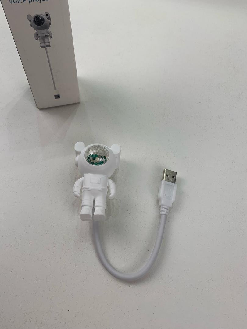 Astronut Projecteur LED Intelligente USB Veilleuse Galaxie & Astro Étoilée - بروجيكتور ذكي إضاءة ليلية - الصورة 2