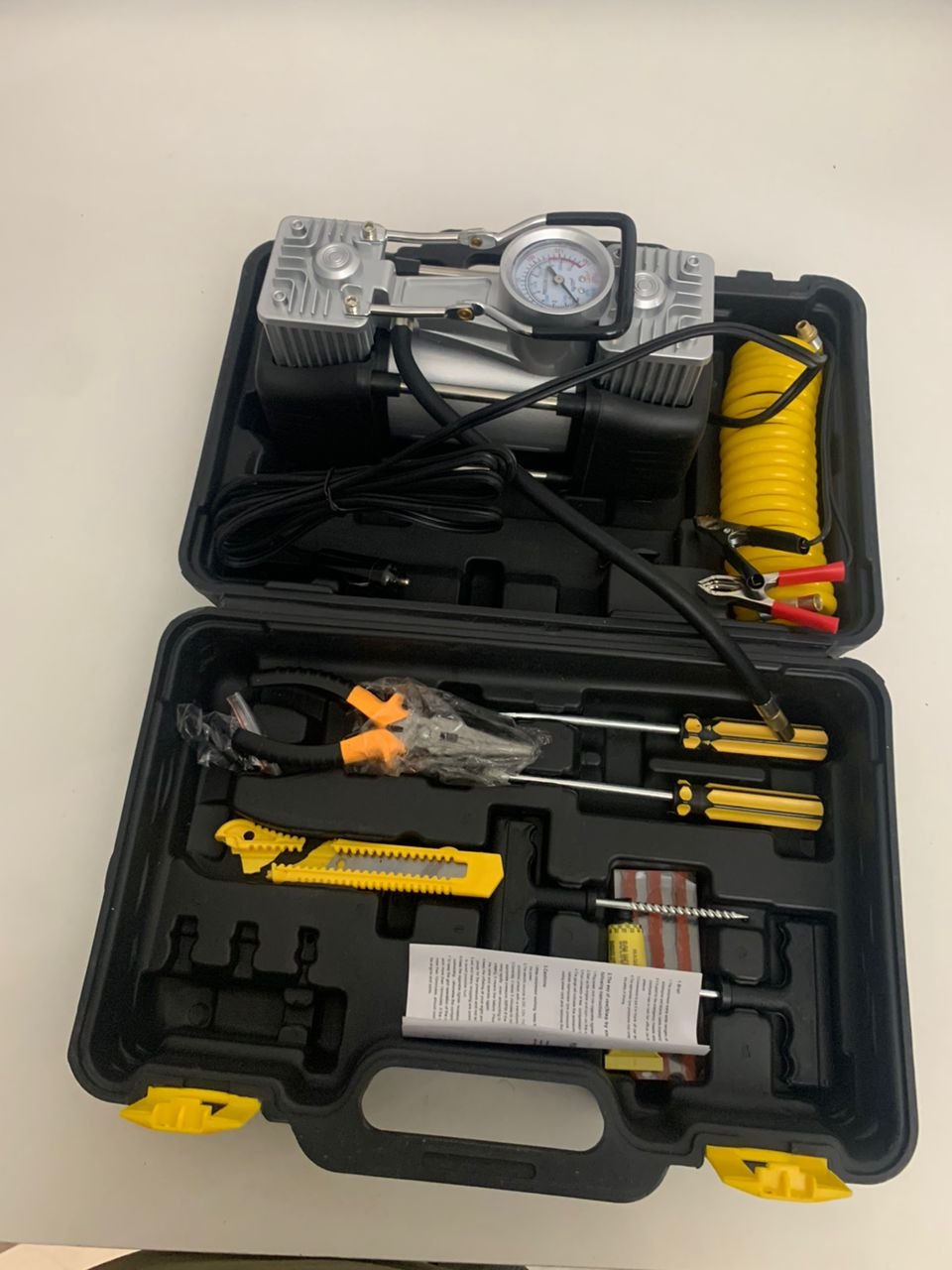 Compresseur d’Air Double Cylindre SHREESAMP avec Kit de réparation 12V -150PSI – مضخة هواء مزدوجة الأسطوانة مع أدوات التصليح - الصورة 4