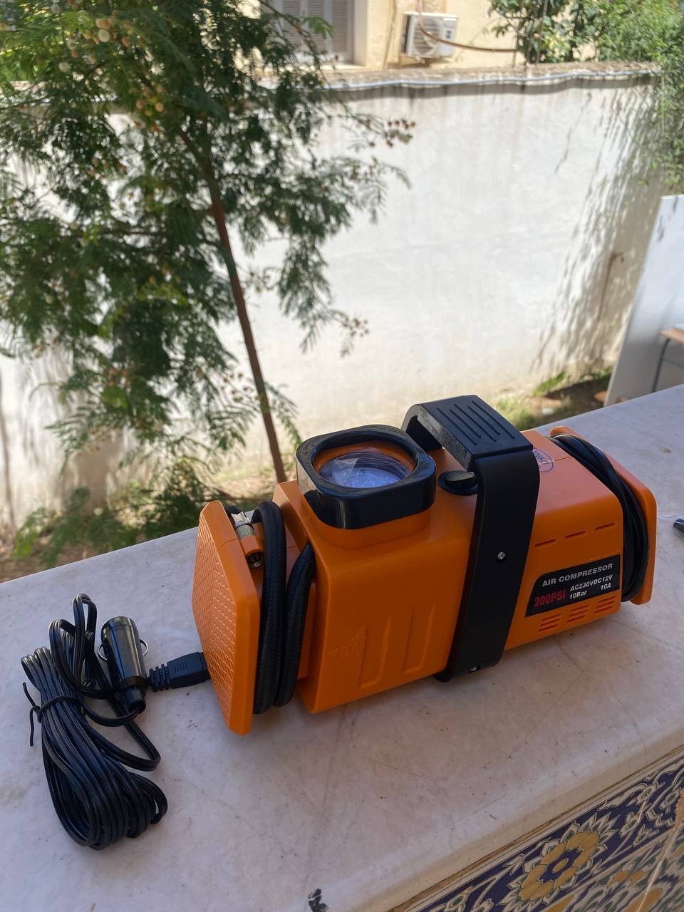 Compresseur d’aire a double adaptateur 220v/12v- 200psi - Orange - الصورة 5
