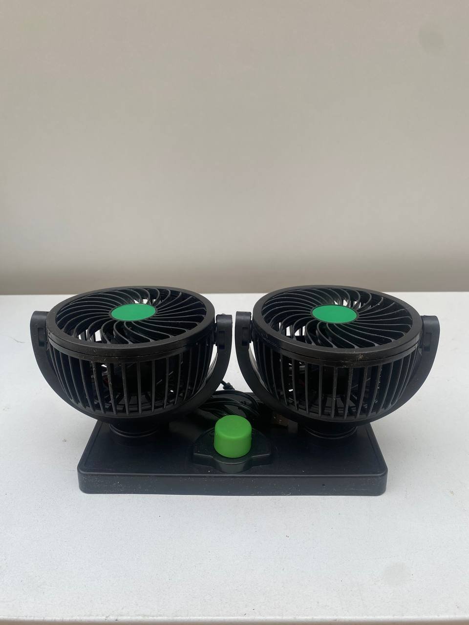 ⁦Double Ventilateur électrique pour voiture 2 vitesses rotatif à 360 degrés⁩ - الصورة ⁦4⁩