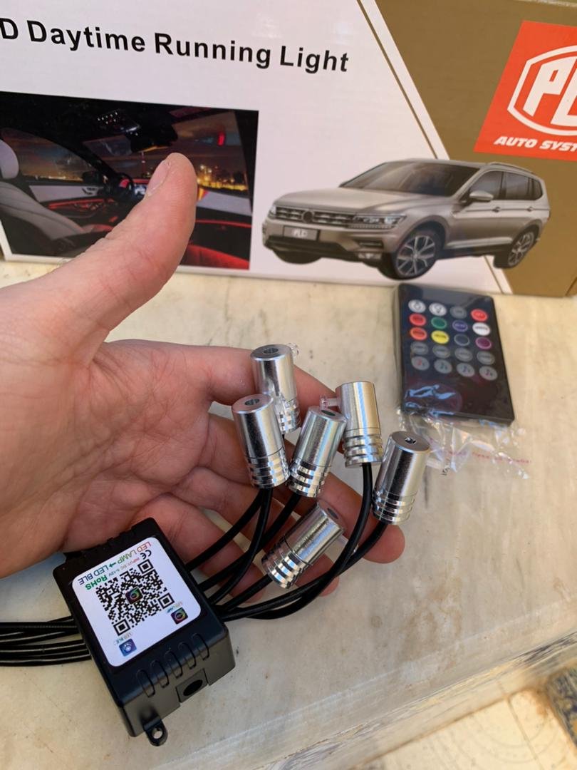 Lumière Ambiante RGB Pour l’Intérieur de Voiture avec Télécommande + APP Contrôle - الصورة 3