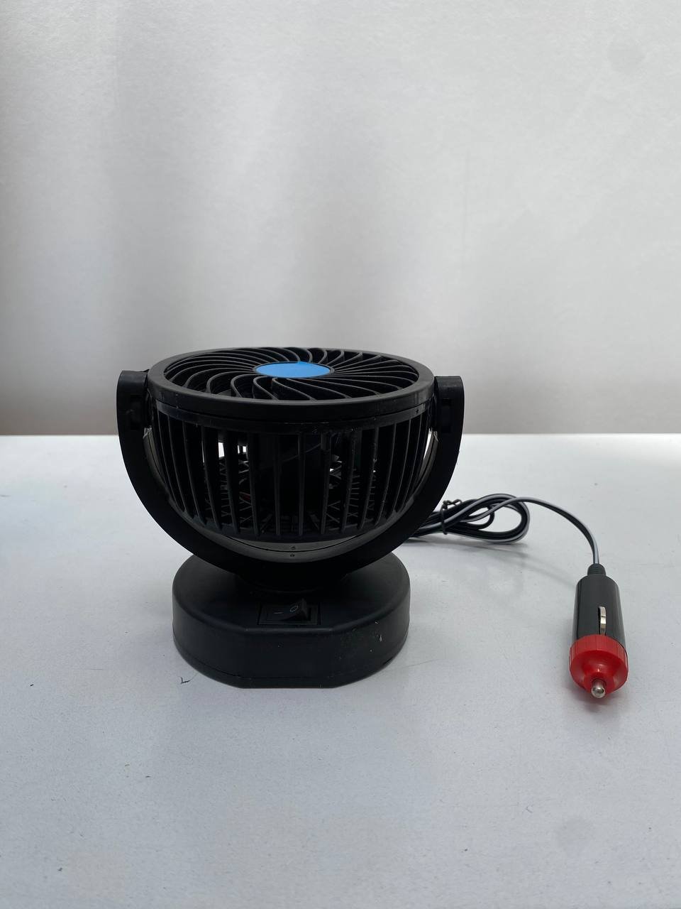 Ventilateur électrique 12V pour tableau de bord de voiture, rotatif à 360 degrés - الصورة 3