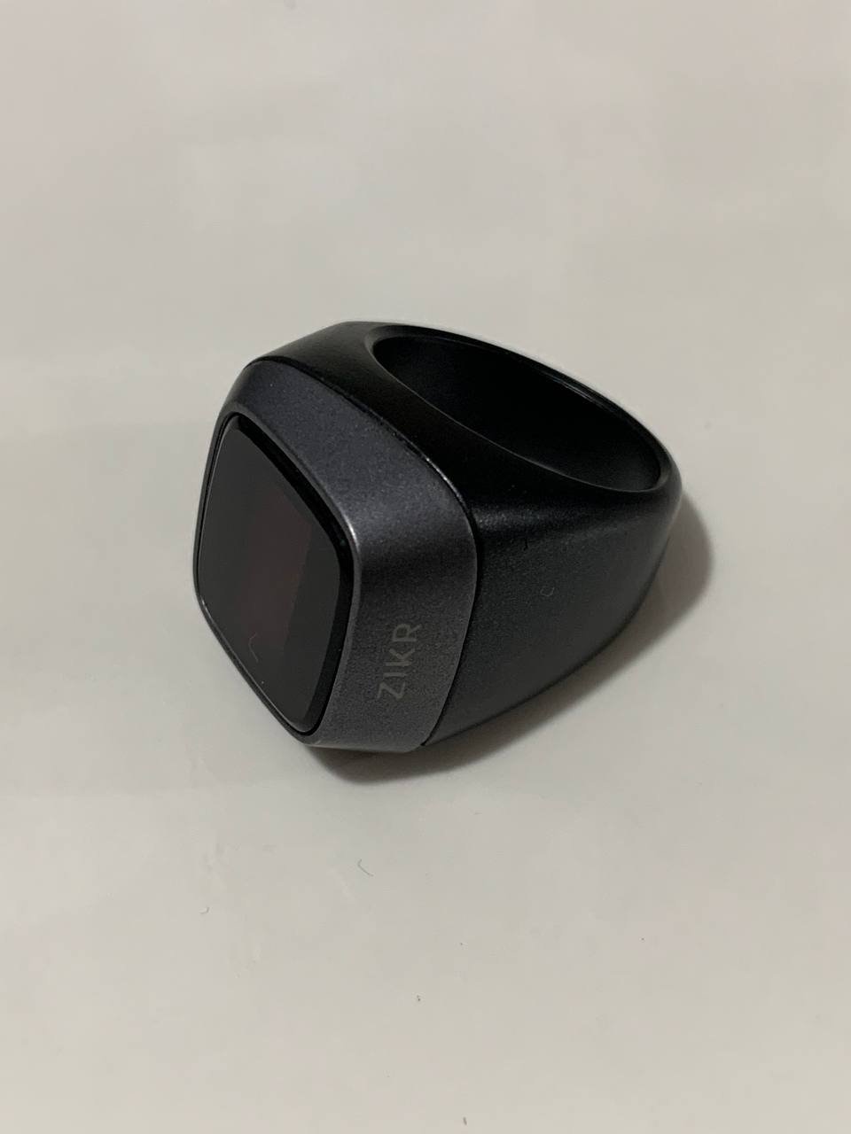خاتم التسبيح الالكتروني الذكي IQIBLA يساعدك على التسبيح والتذكر بطريقة عملية وبسيطة -Zikr Ring Tasbih Counter