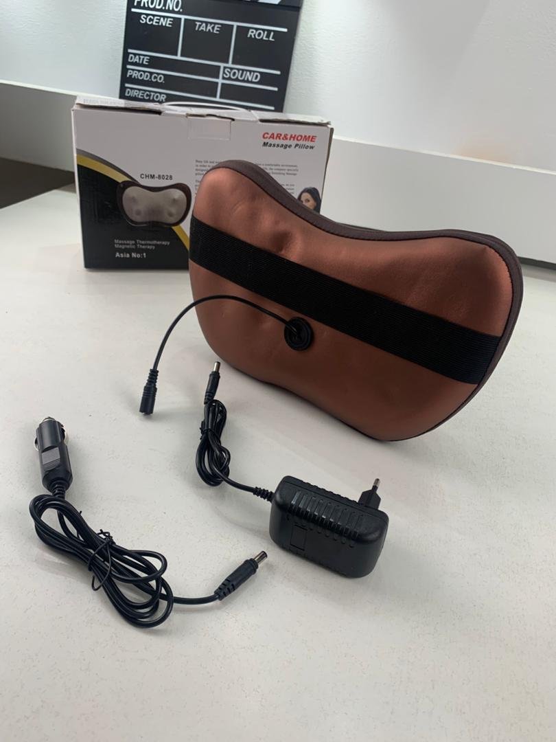 Oreiller Masseur chauffage IR, à partir du réseau 220 V et allume-cigare LuazON LMZ-046
