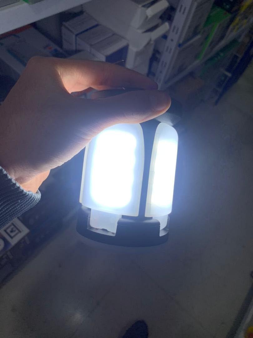 Lanterne de camping Rechargeable avec 6 modes d’éclairage, 60 LED