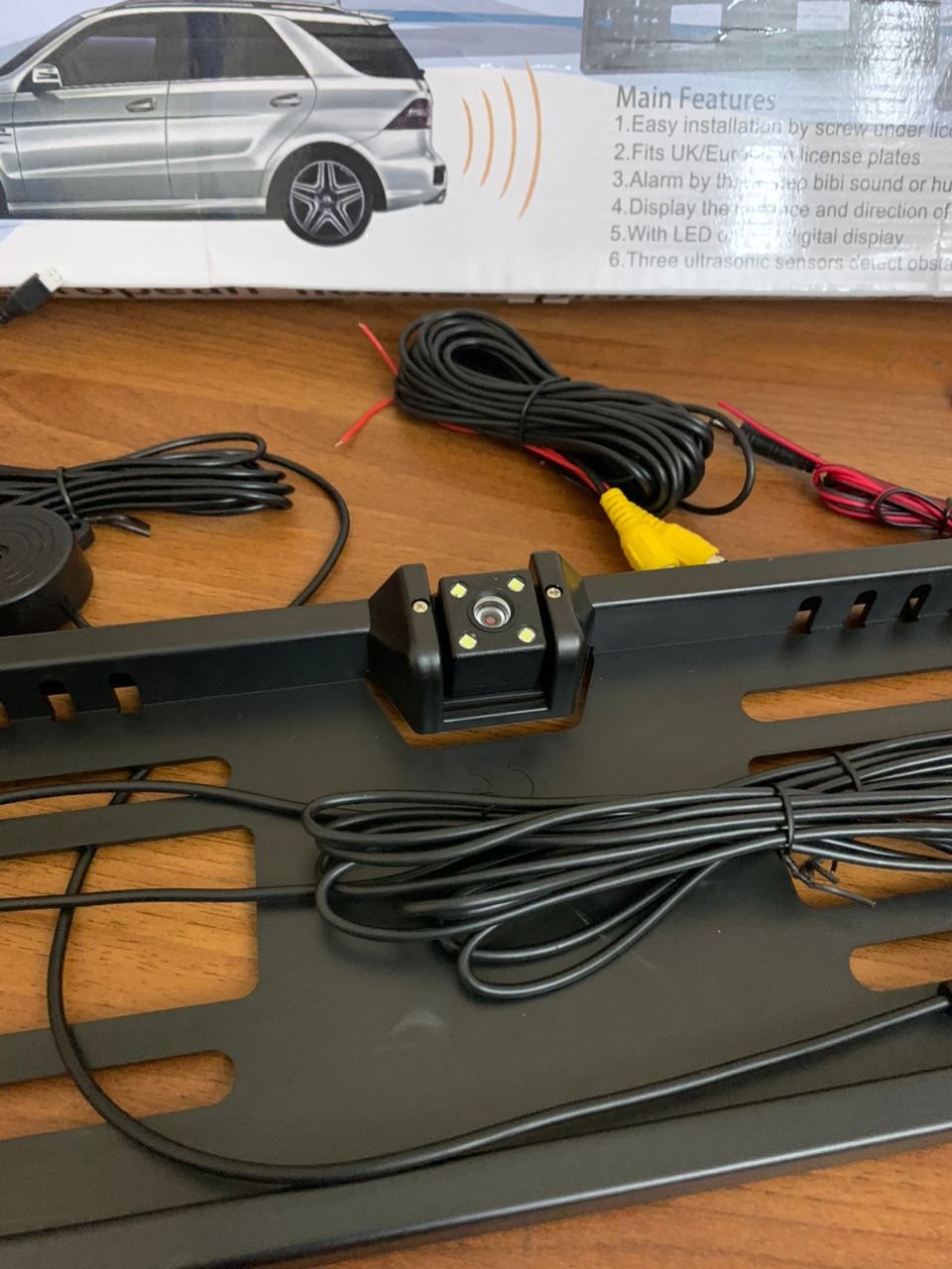 Caméra de recul HD Avec cadre de plaque d’immatriculation Standard et Radar de Recule