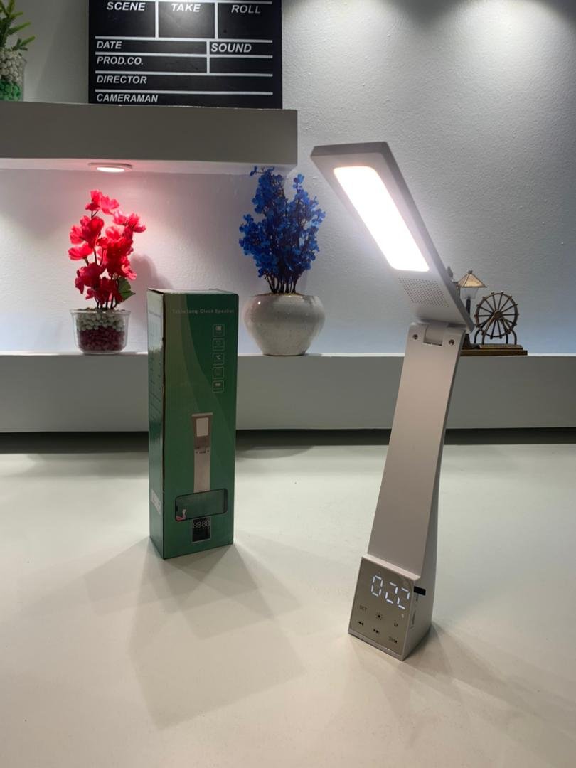 4en1 Lampe de Bureau LED et Haut-Parleur Bluetooth – مصباح مكتب و مكبر صوت