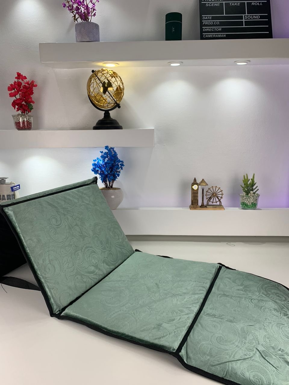 Tapis de Prière Sultan Pliable avec Dossier – سجادة صلاة سلطان قابلة للطي مع مسند ظهر