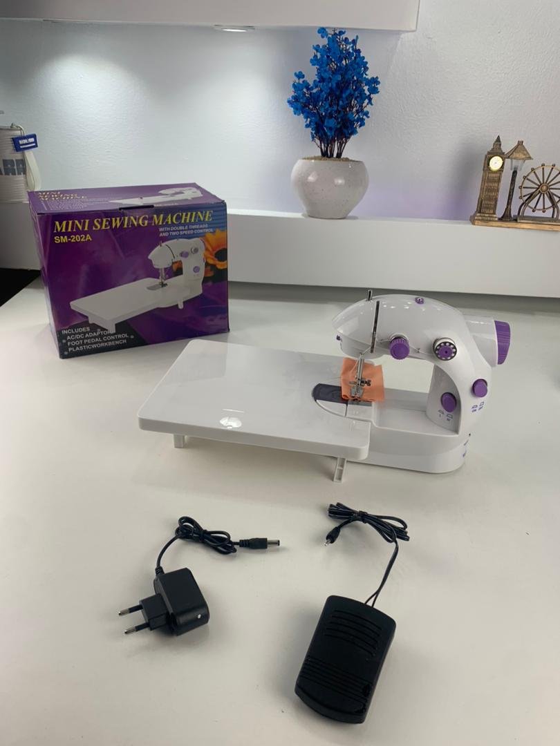 Machine à Coudre Électrique Portable avec Table – ماكينة خياطة كهربائية محمولة مع طاولة