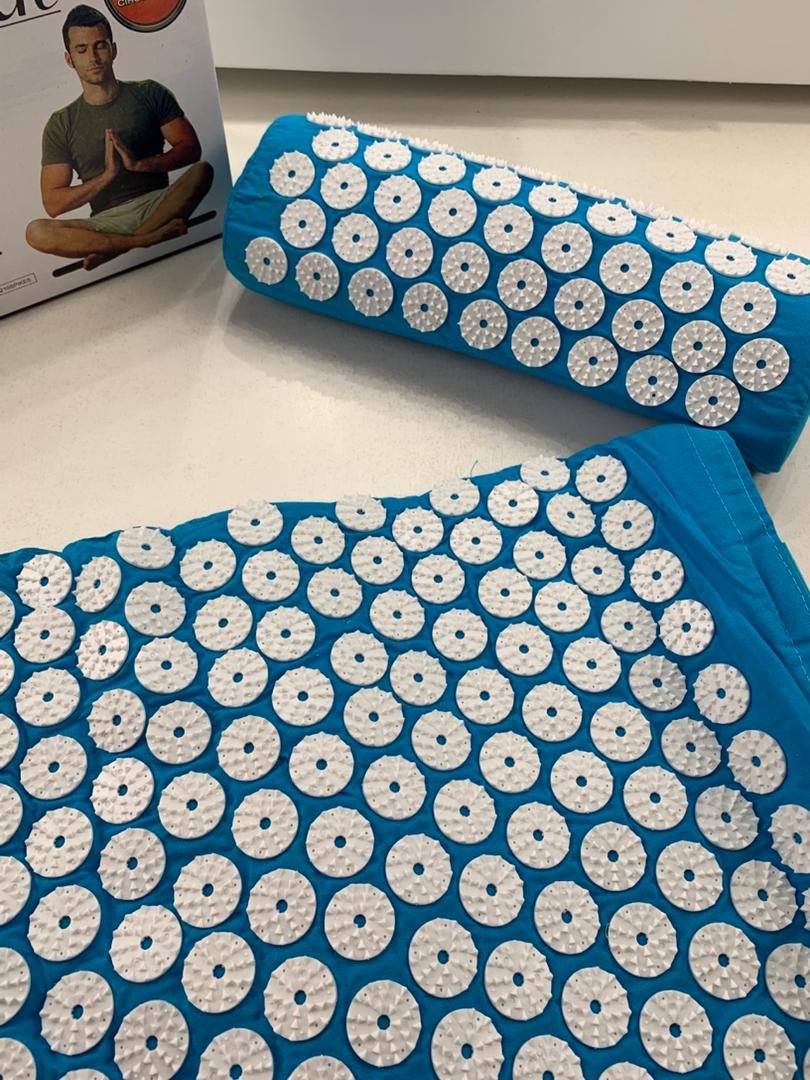 Coussin et Tapis Massage en Polymère d’acupression avec Sac de Rangement – بساط تدليك مع وسادة وحقيبة متنقلة