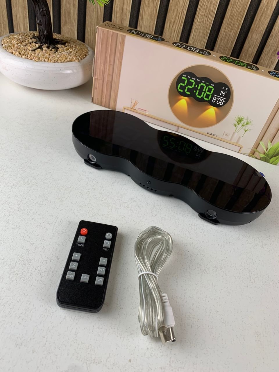 Horloge murale numérique à LED avec télécommande YX-2808 – ساعة حائط مع إضاءة مدمجة