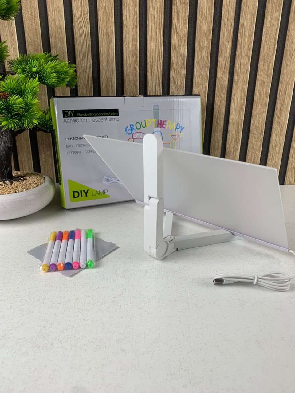 Tableau mémo LED lumineux avec stylo 7 couleurs et support – لوحة كتابة مضيئة للأطفال